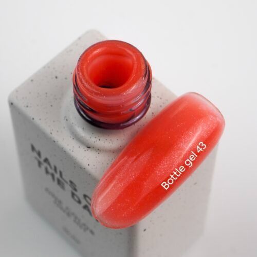 NAILSOFTHEDAY Bottle gel 43 &ndash; красный гель с шиммером для укрепления ногтей, 10 мл 01782 фото