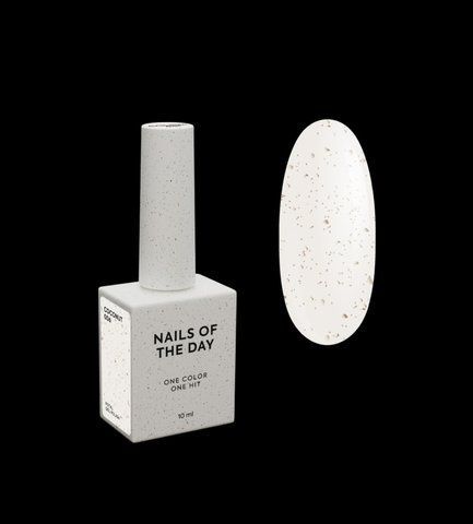NAILSOFTHEDAY Gel polish Coconut &mdash; молочно-белый с золотой талью гель&ndash;лак для ногтей, перекрывающий в один слой, 10 мл 01499 фото