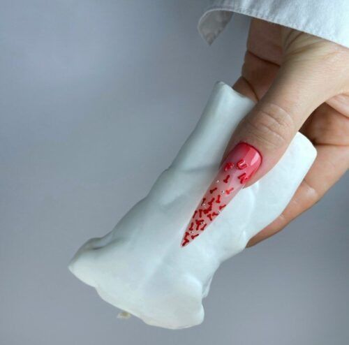 NAILSOFTHEDAY FUN! top 02 - финишное покрытие для ногтей с красным арт-декором, без липкого слоя, 10 мл 01216 фото