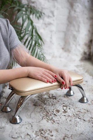 Підставка для рук манікюрна Золото 02207 фото